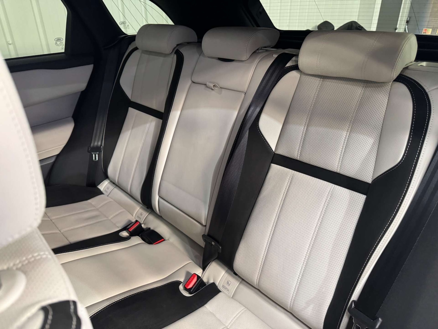 Used Land Rover Range Rover Velar 2018 for sale - 77675389: Photo 38