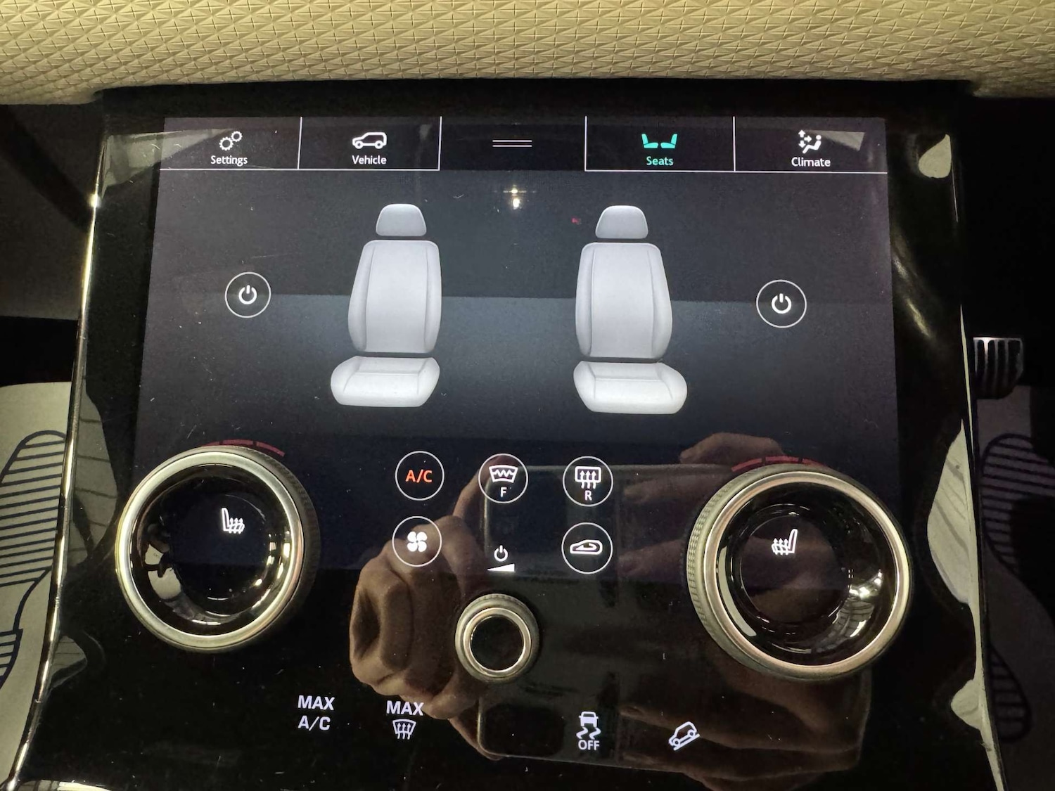 Used Land Rover Range Rover Velar 2018 for sale - 77675389: Photo 66