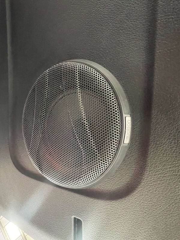 Used Mercedes-Benz V-Class 2024 for sale - 76313294: Photo 44