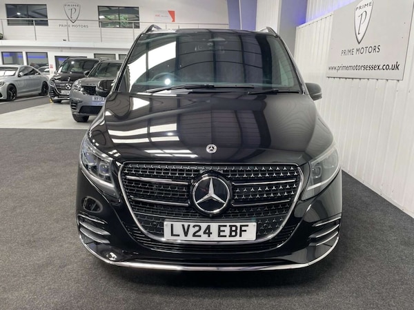 Used Mercedes-Benz V-Class 2024 for sale - 76313294: Photo 6