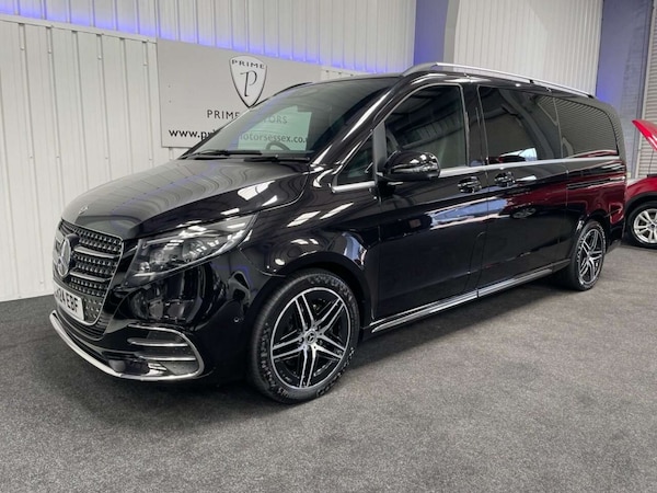 Used Mercedes-Benz V-Class 2024 for sale - 76313294: Photo 8