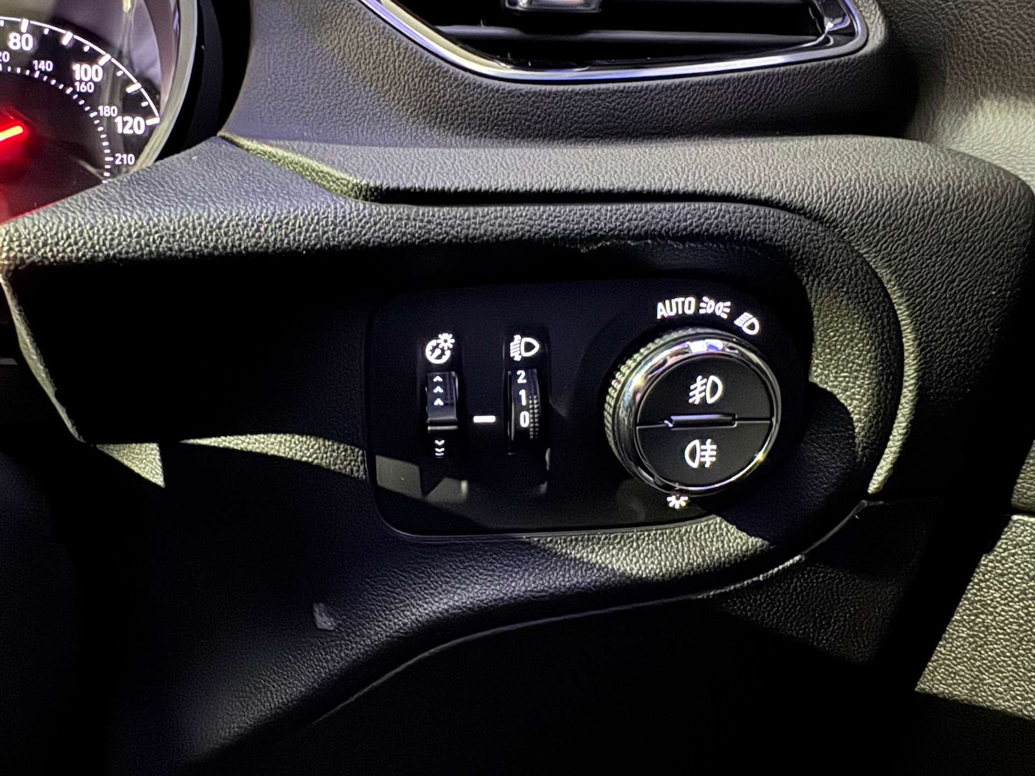 Used Vauxhall Grandland X 2018 for sale - 77453646: Photo 72