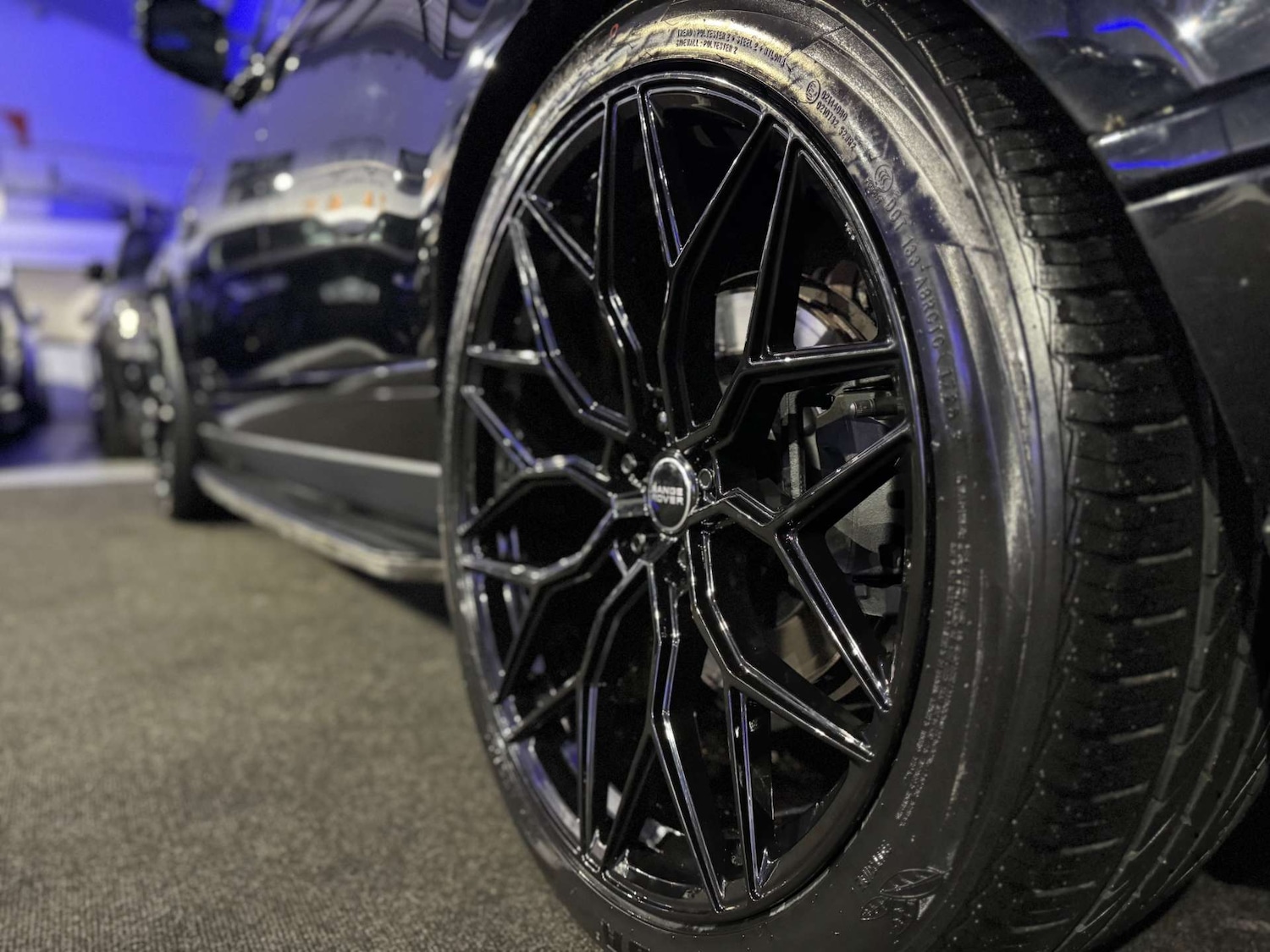 Used Land Rover Range Rover 2014 for sale - 77129800: Photo 31