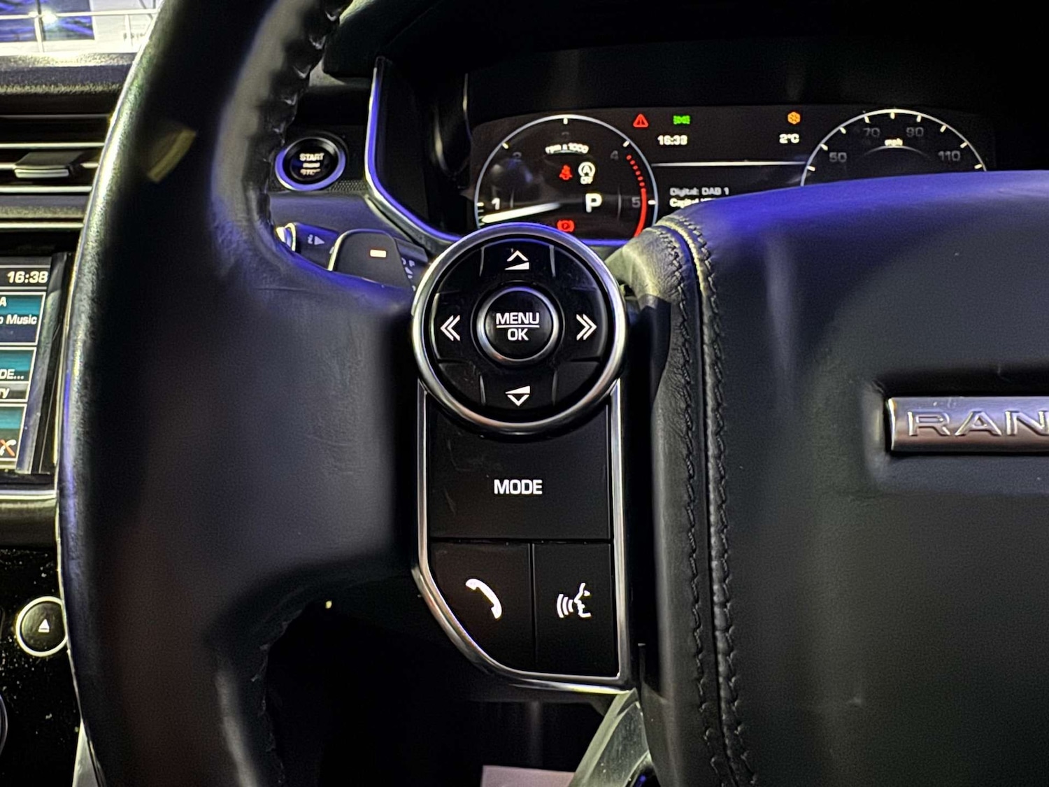 Used Land Rover Range Rover 2014 for sale - 77129800: Photo 75