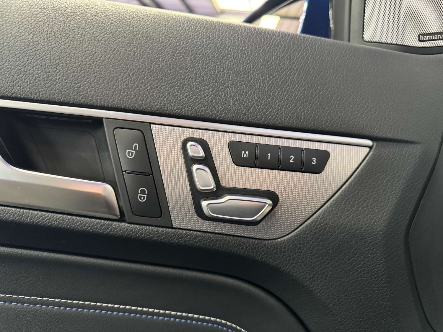 Used Mercedes-Benz E Class 2016 for sale - 78083514: Photo 35