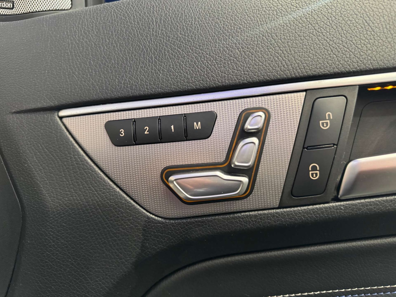 Used Mercedes-Benz E Class 2016 for sale - 78083514: Photo 43