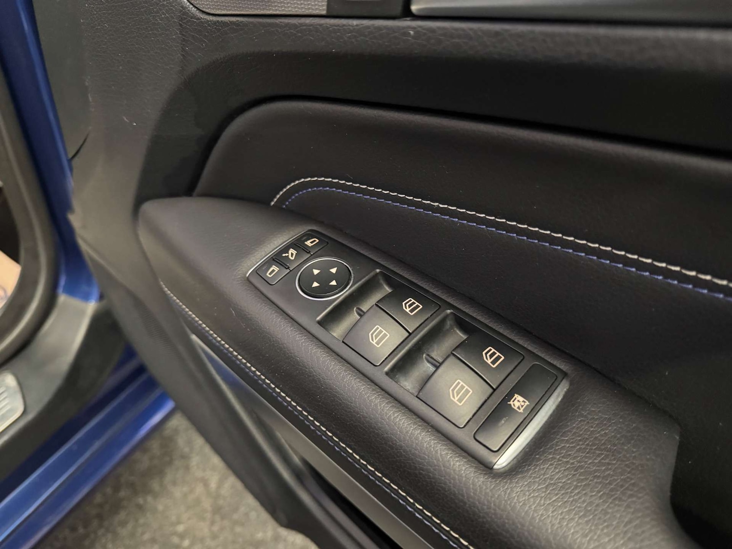 Used Mercedes-Benz E Class 2016 for sale - 78083514: Photo 44