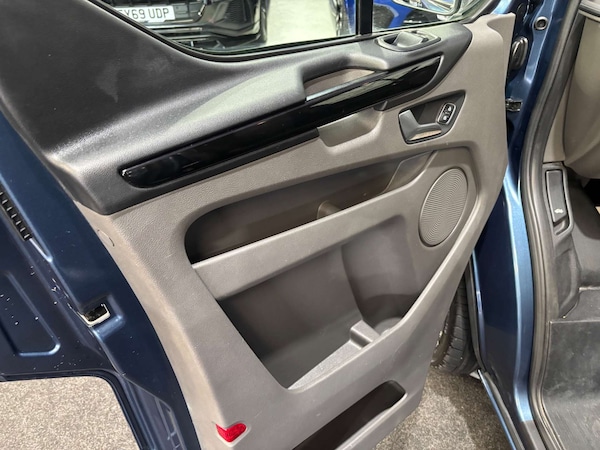 Used Ford Transit Custom 2020 for sale - 76118381: Photo 32
