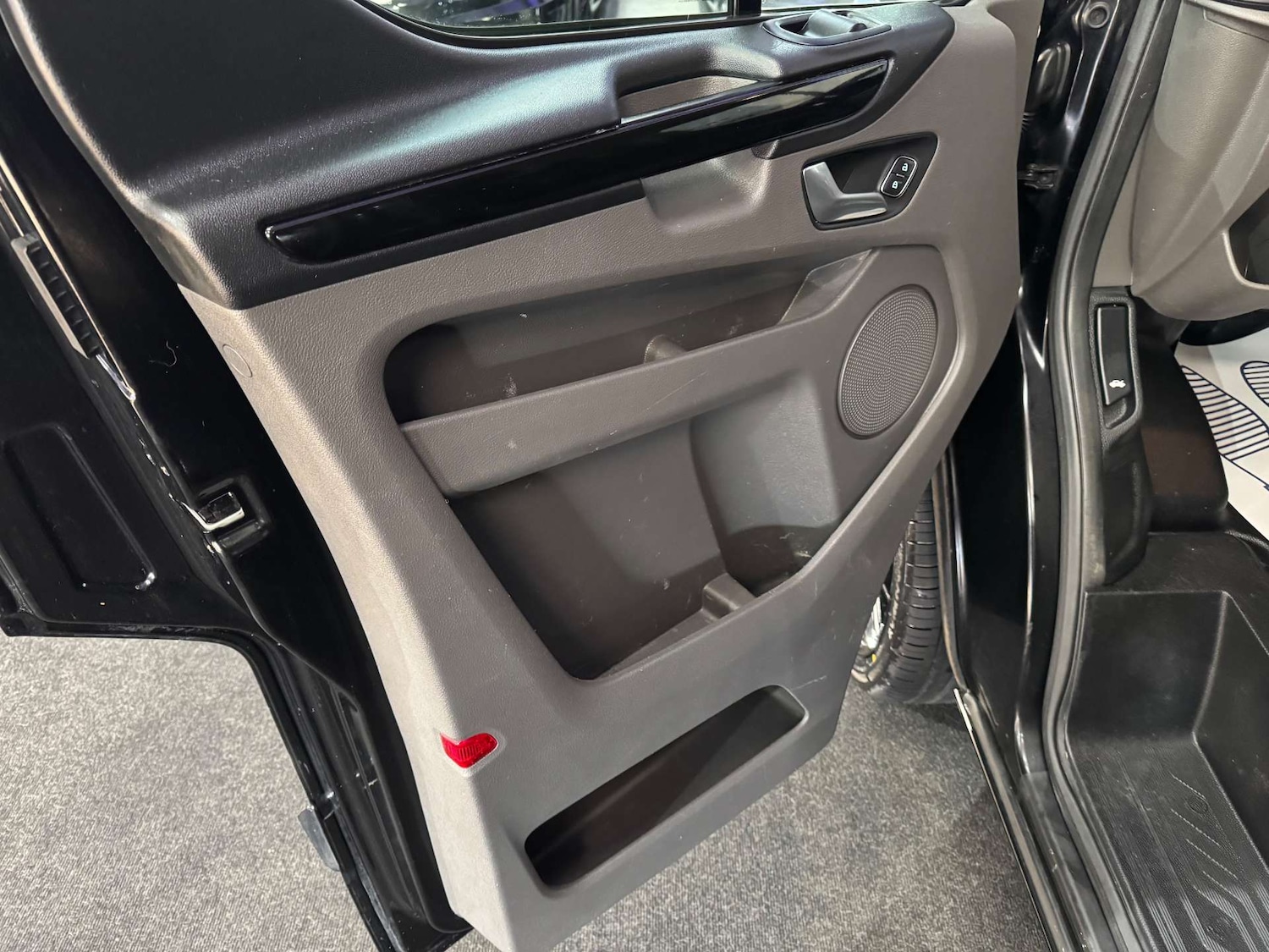 Used Ford Transit Custom 2021 for sale - 77205142: Photo 37