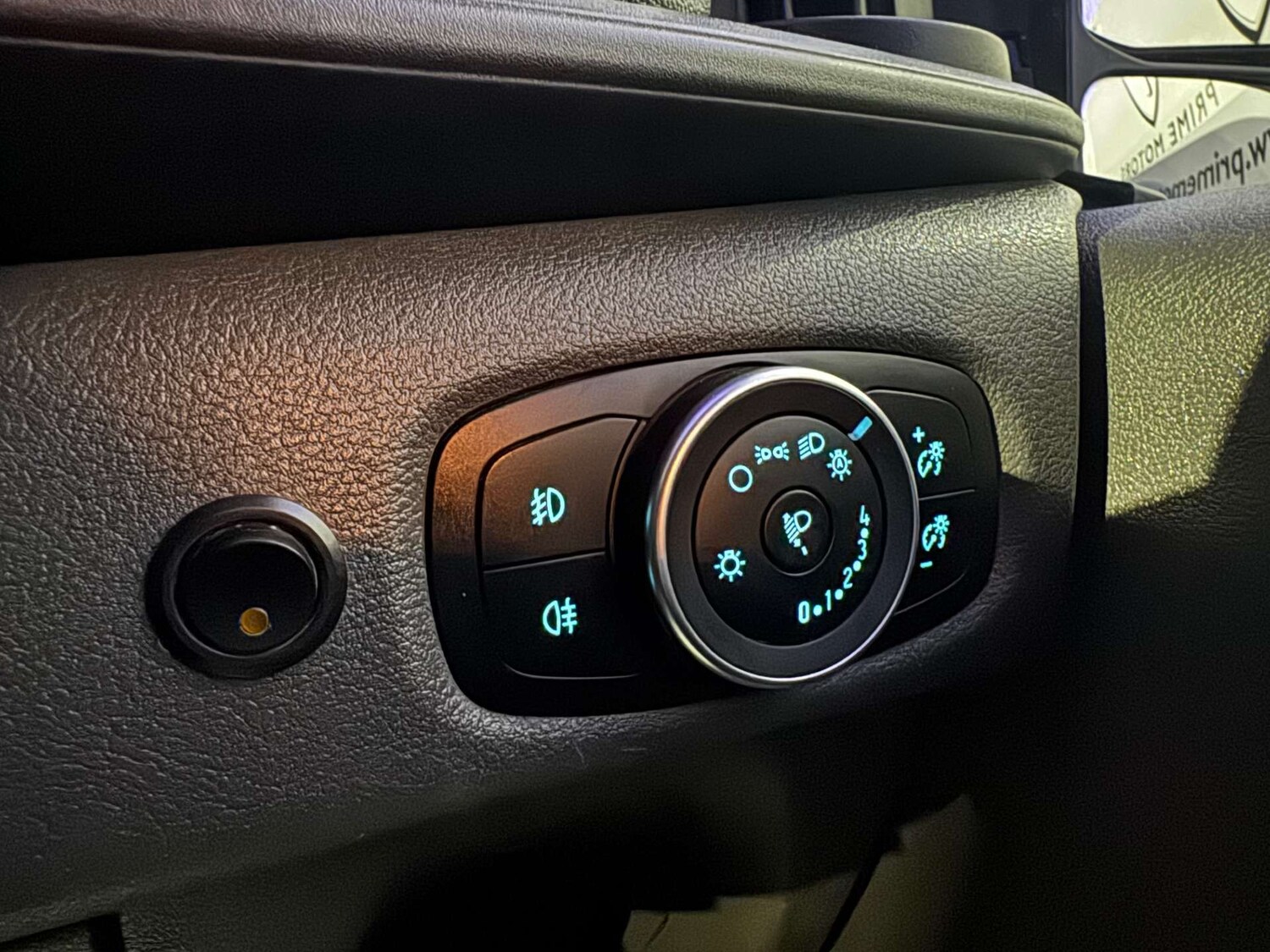 Used Ford Transit Custom 2020 for sale - 77342897: Photo 65