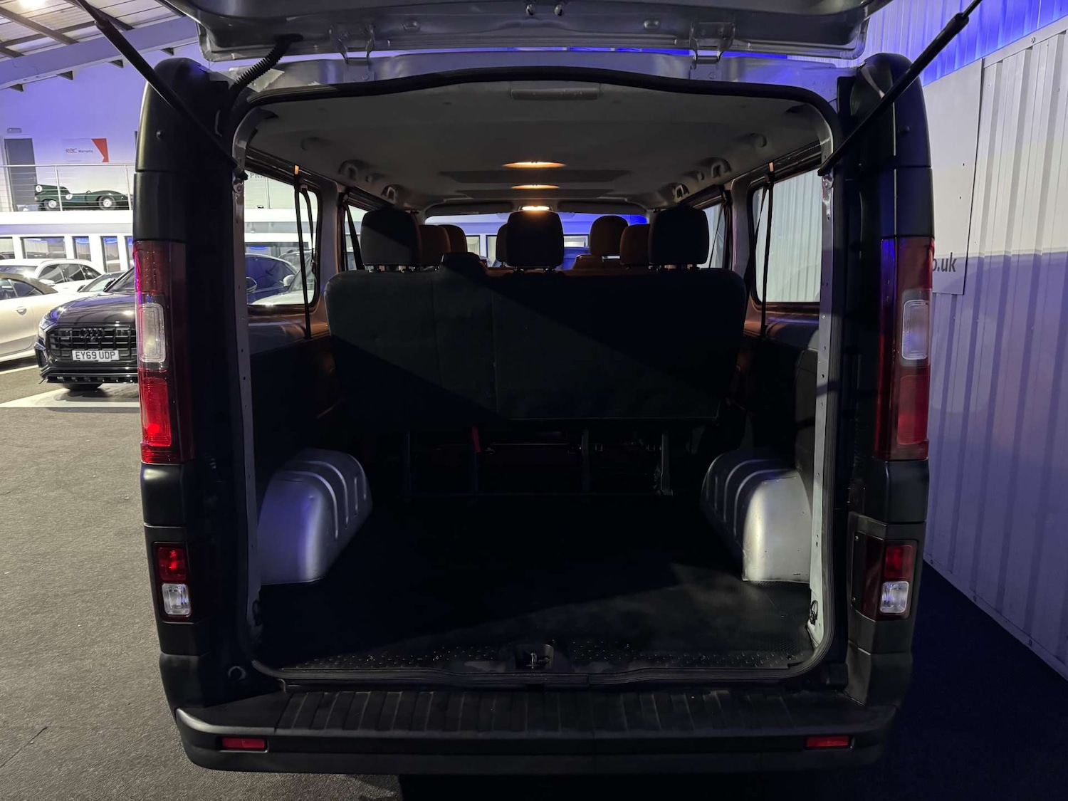 Used Vauxhall Vivaro 2017 for sale - 76686724: Photo 17