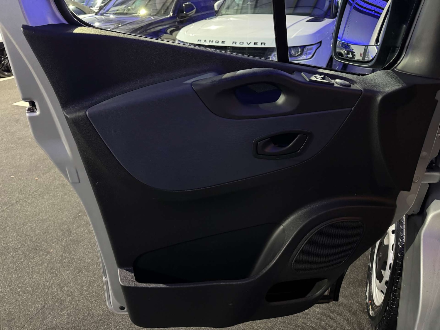 Used Vauxhall Vivaro 2017 for sale - 76686724: Photo 33