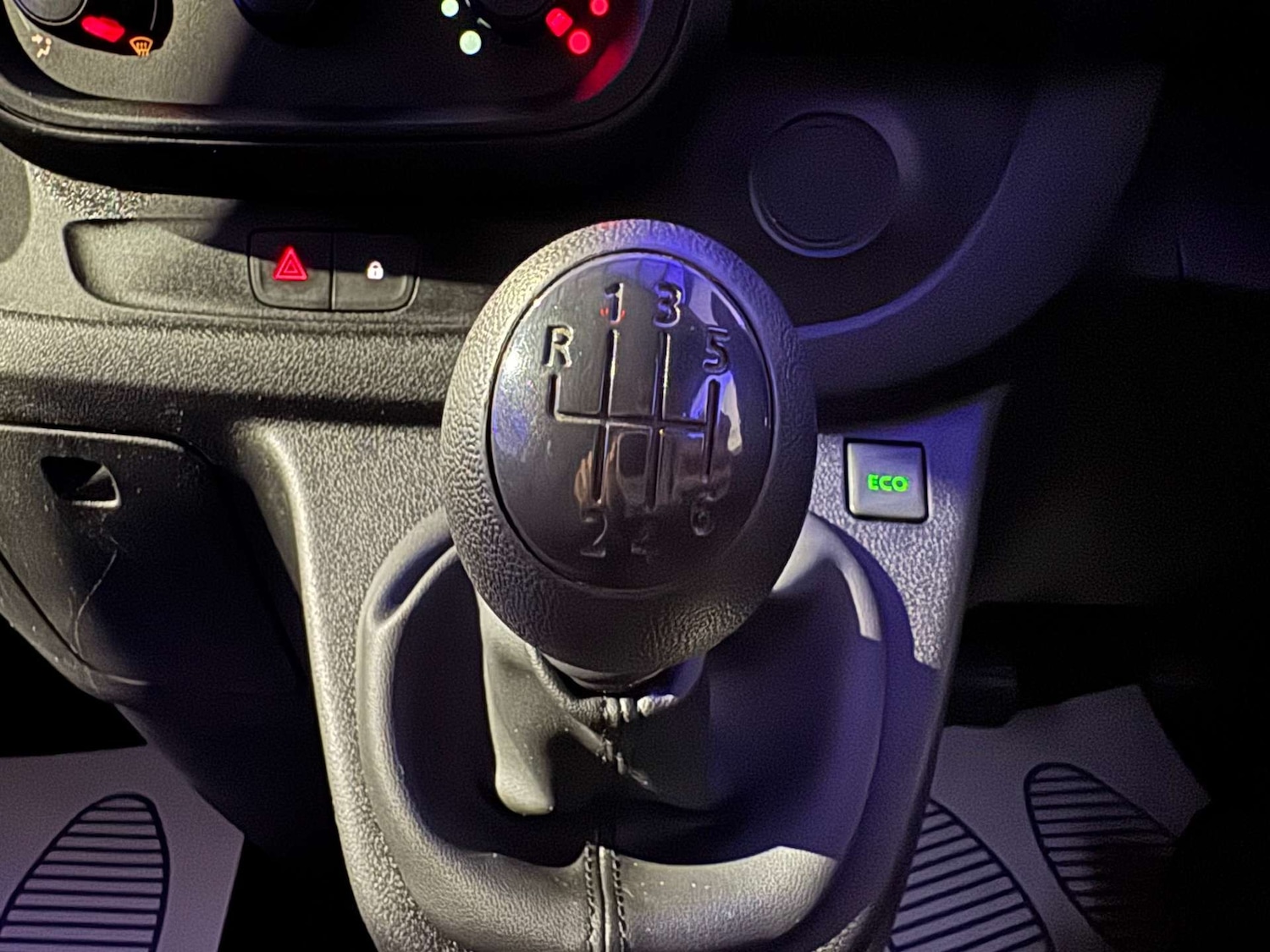 Used Vauxhall Vivaro 2017 for sale - 76686724: Photo 56