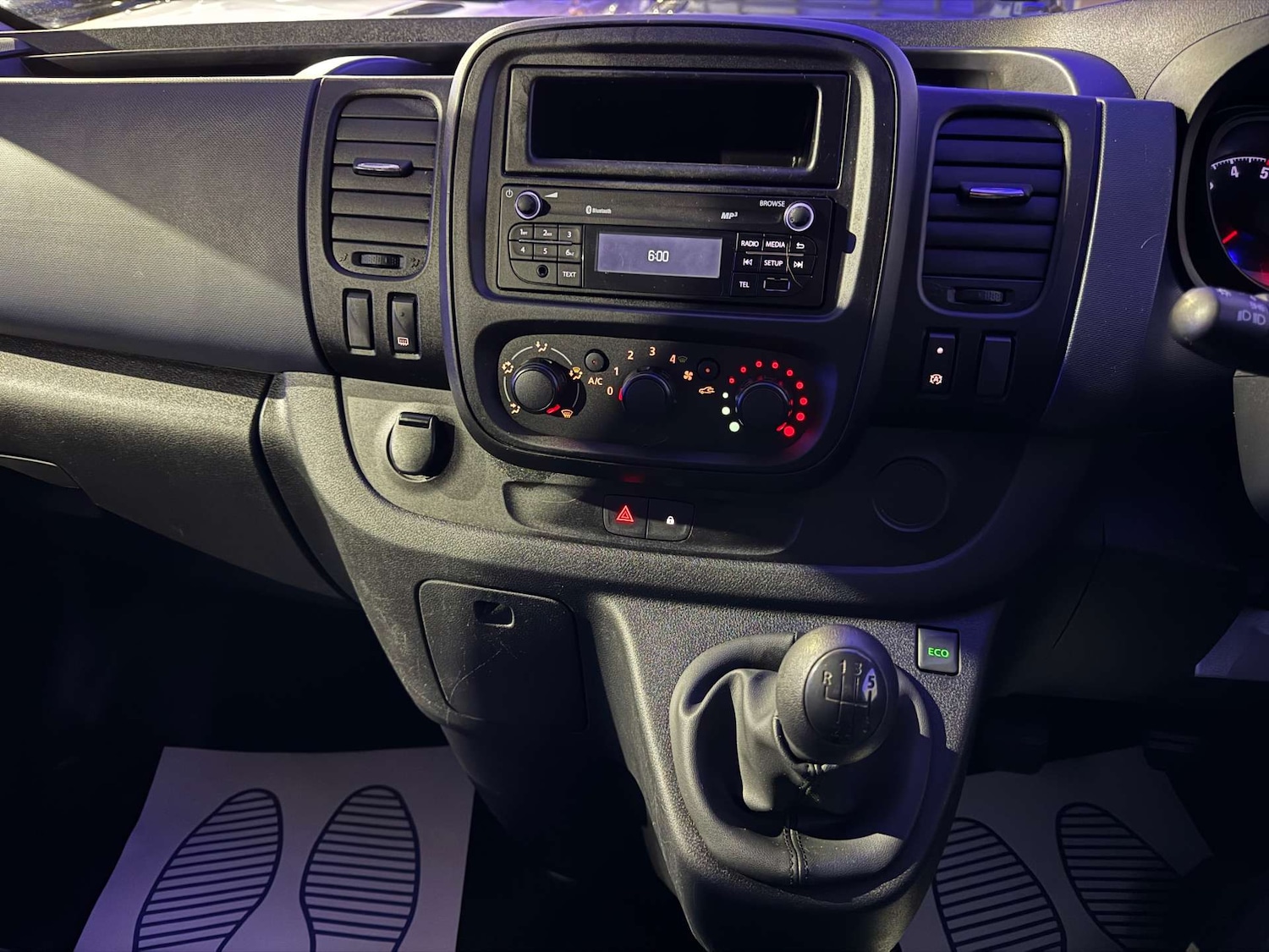 Used Vauxhall Vivaro 2017 for sale - 76686724: Photo 57