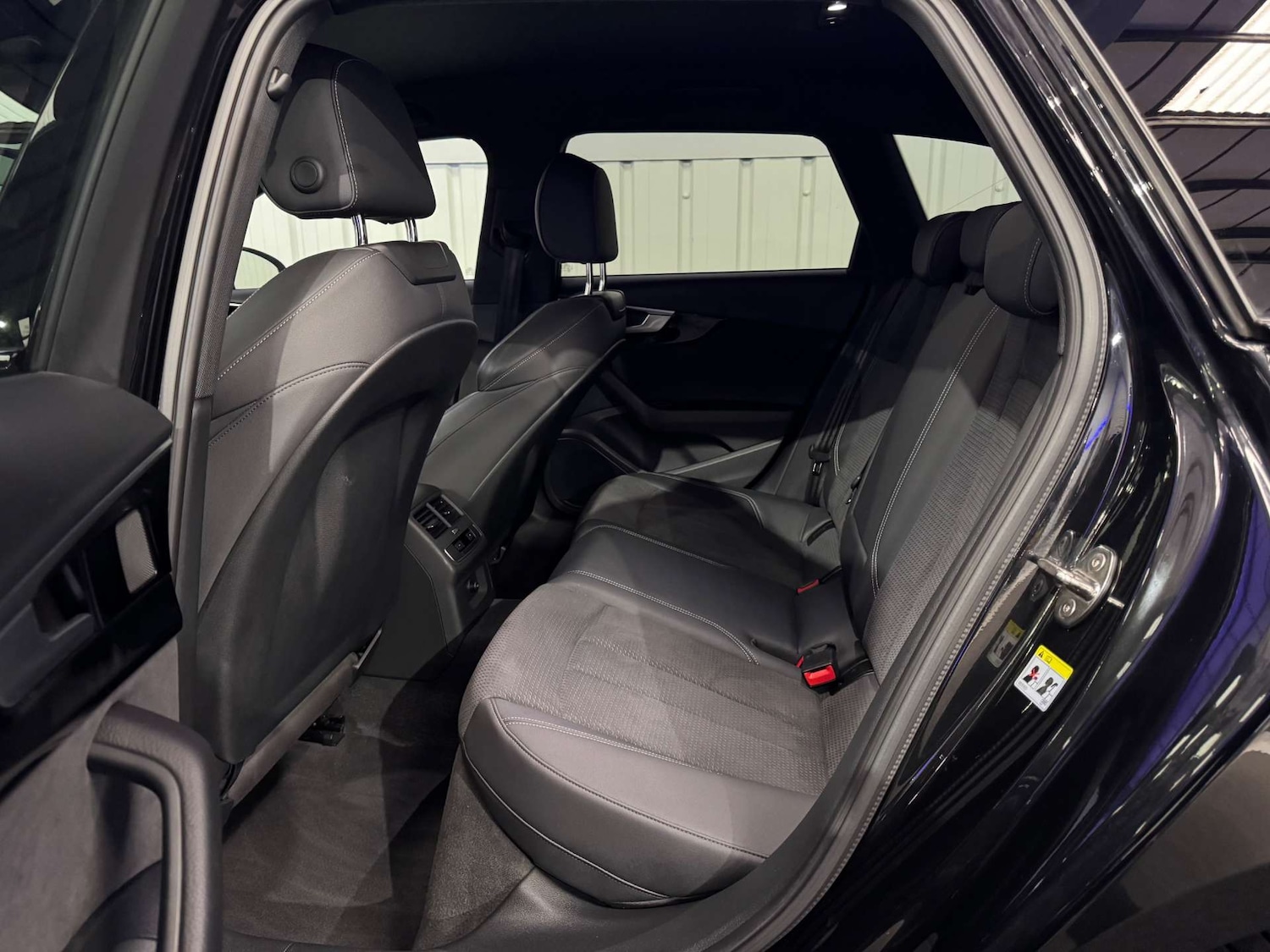 Used Audi A4 2022 for sale - 76863432: Photo 39