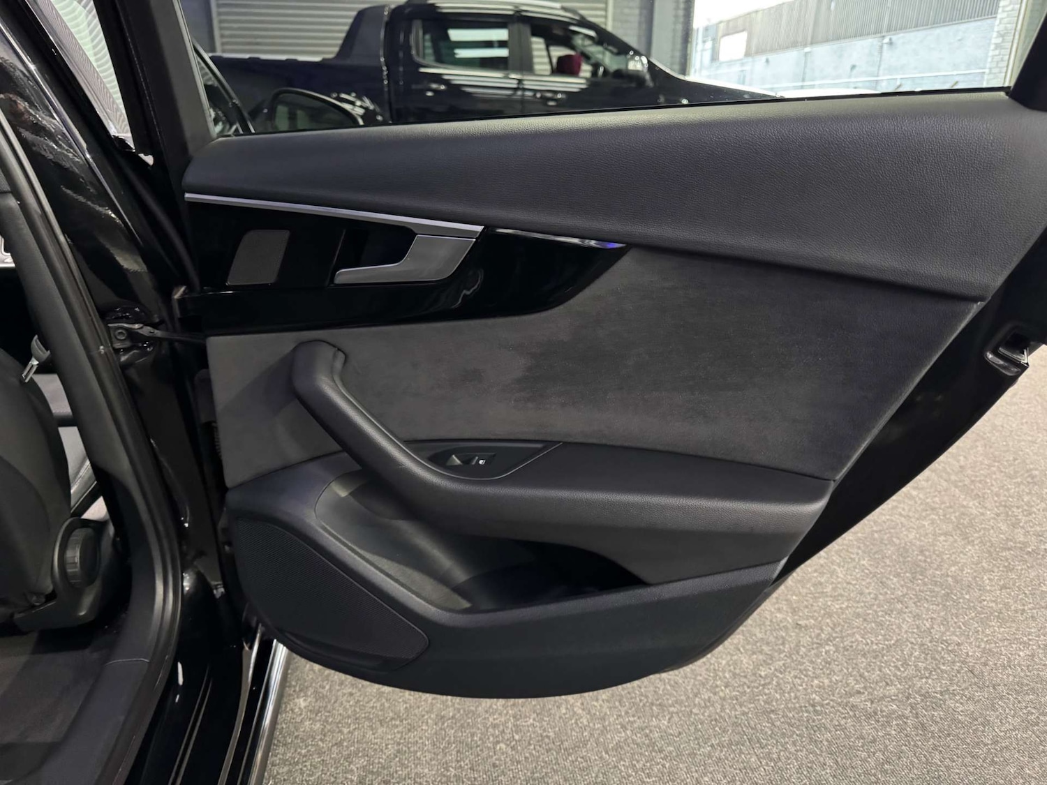 Used Audi A4 2022 for sale - 76863432: Photo 45