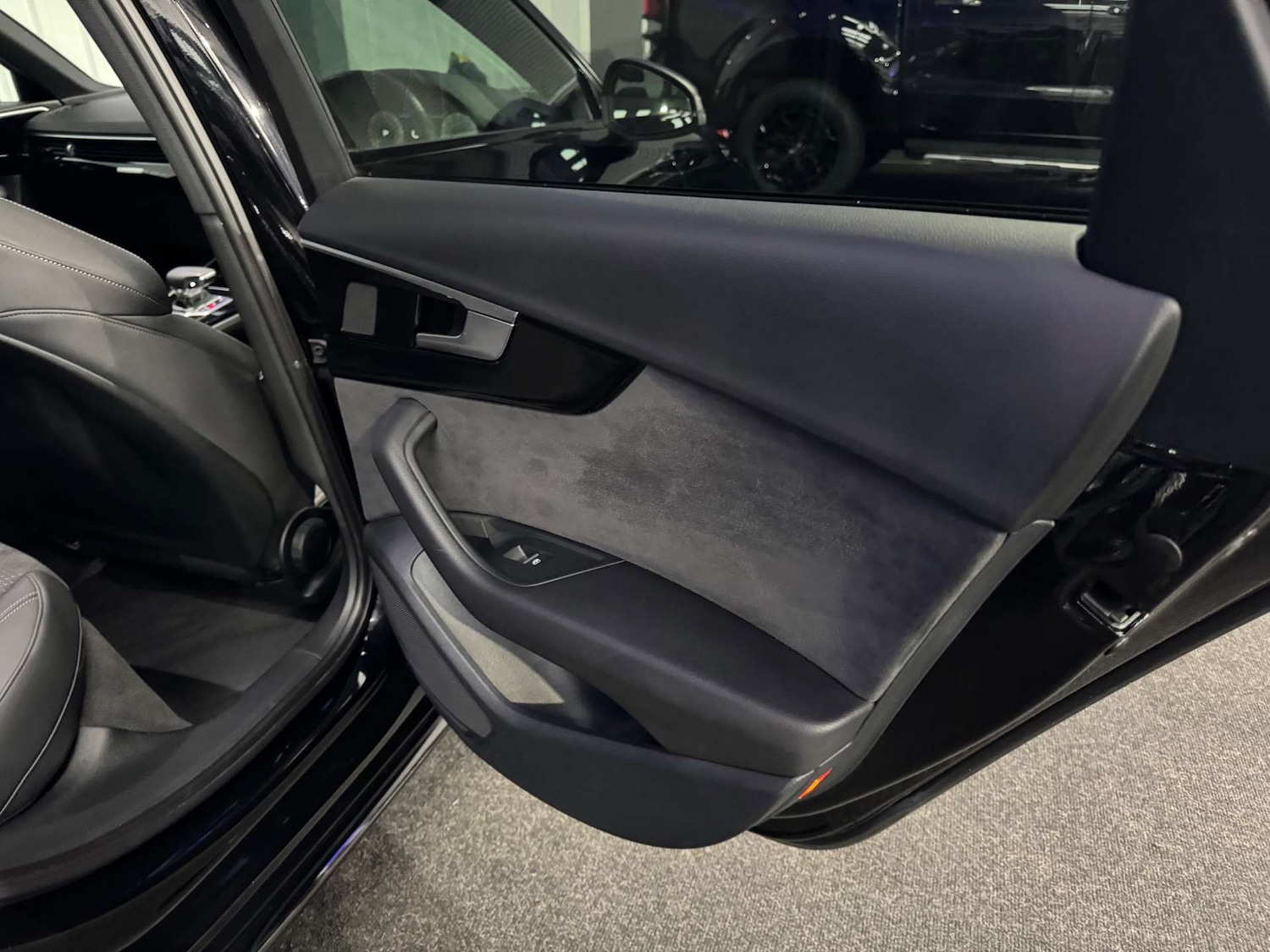 Used Audi A4 2022 for sale - 76863432: Photo 46