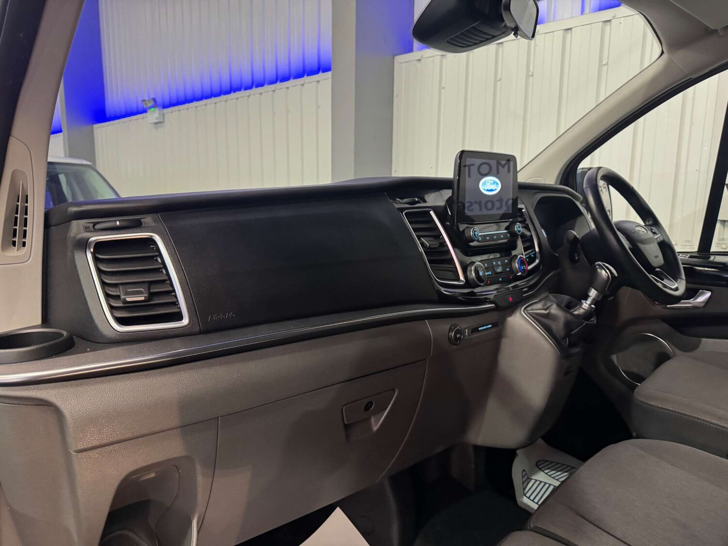 Used Ford Tourneo Custom 2019 for sale - 77872421: Photo 31