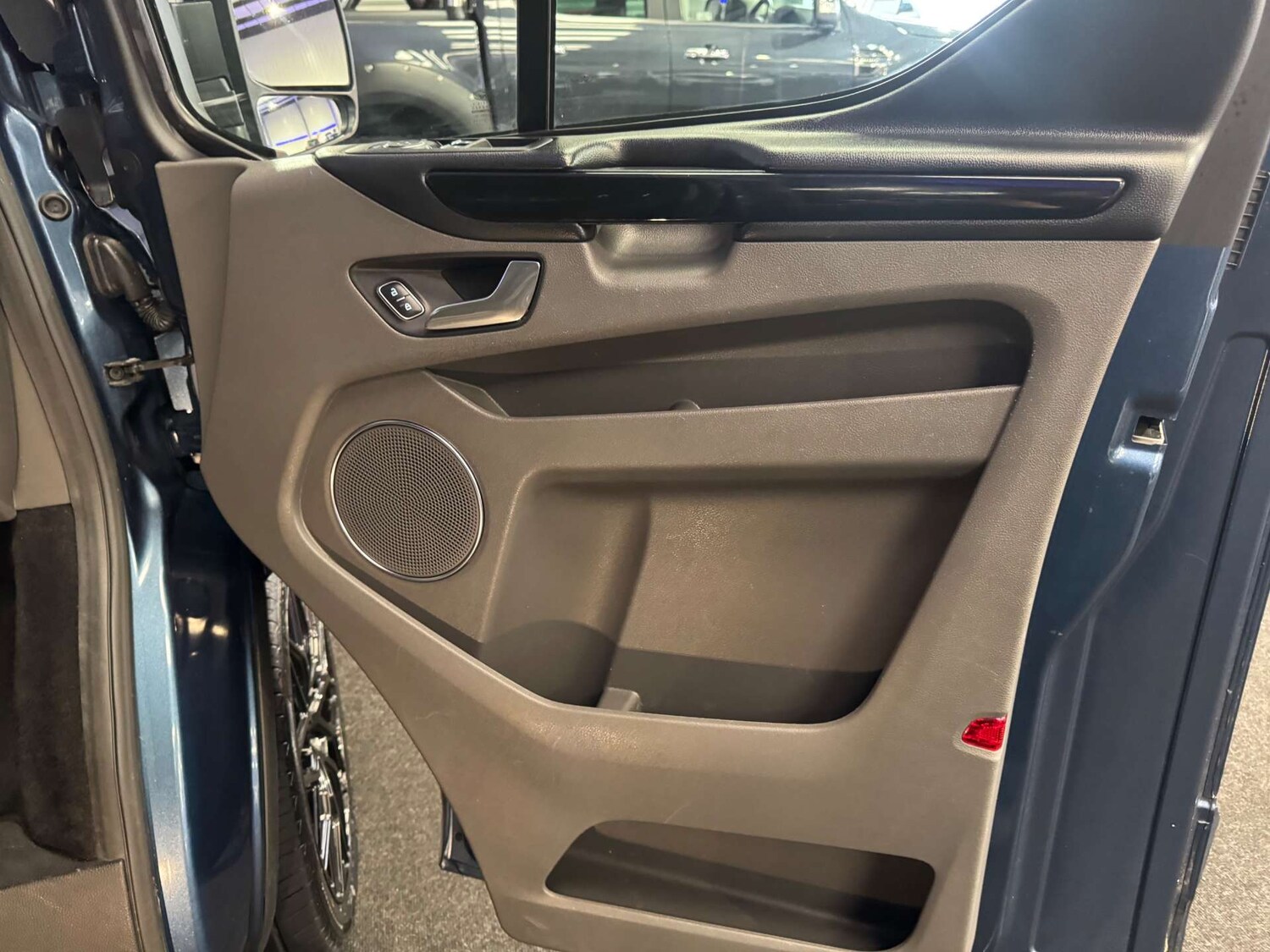 Used Ford Tourneo Custom 2019 for sale - 77872421: Photo 49