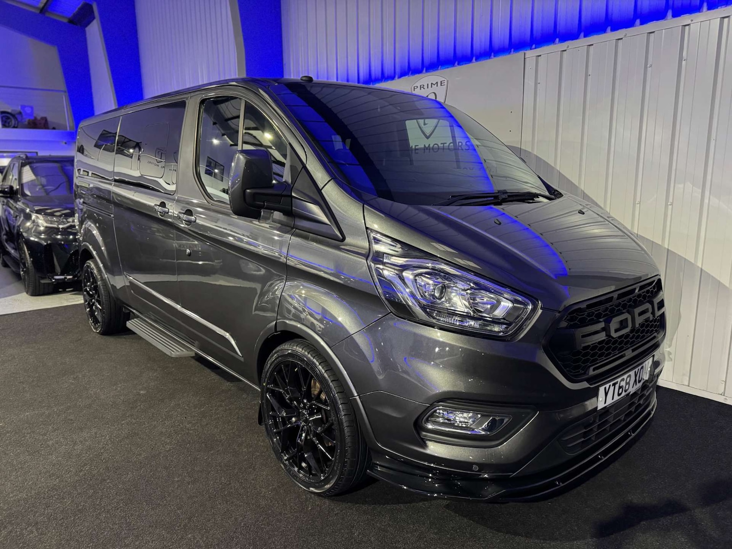 Used Ford Tourneo Custom 2018 for sale - 76505125: Photo 1