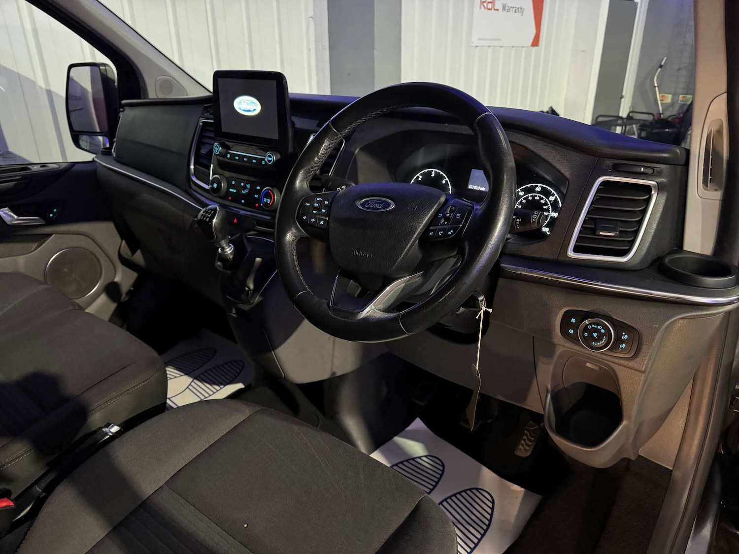 Used Ford Tourneo Custom 2018 for sale - 76505125: Photo 47