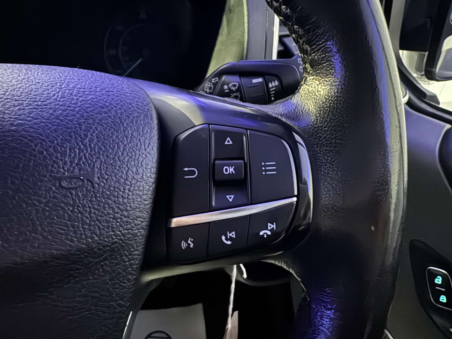 Used Ford Tourneo Custom 2018 for sale - 76505125: Photo 63