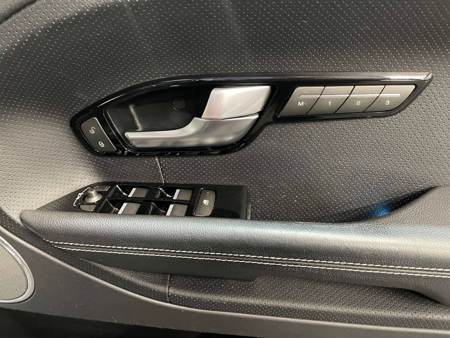 Used Land Rover Range Rover Evoque 2015 for sale - 77205115: Photo 46