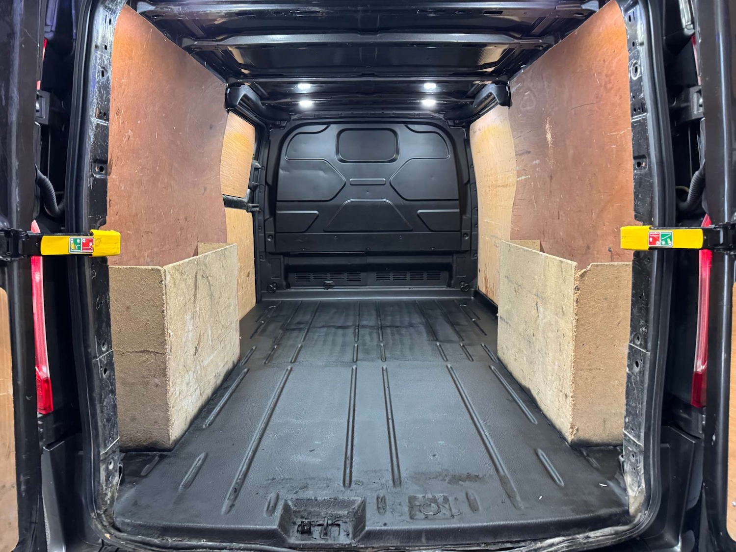 Used Ford Transit Custom 2020 for sale - 78064630: Photo 18