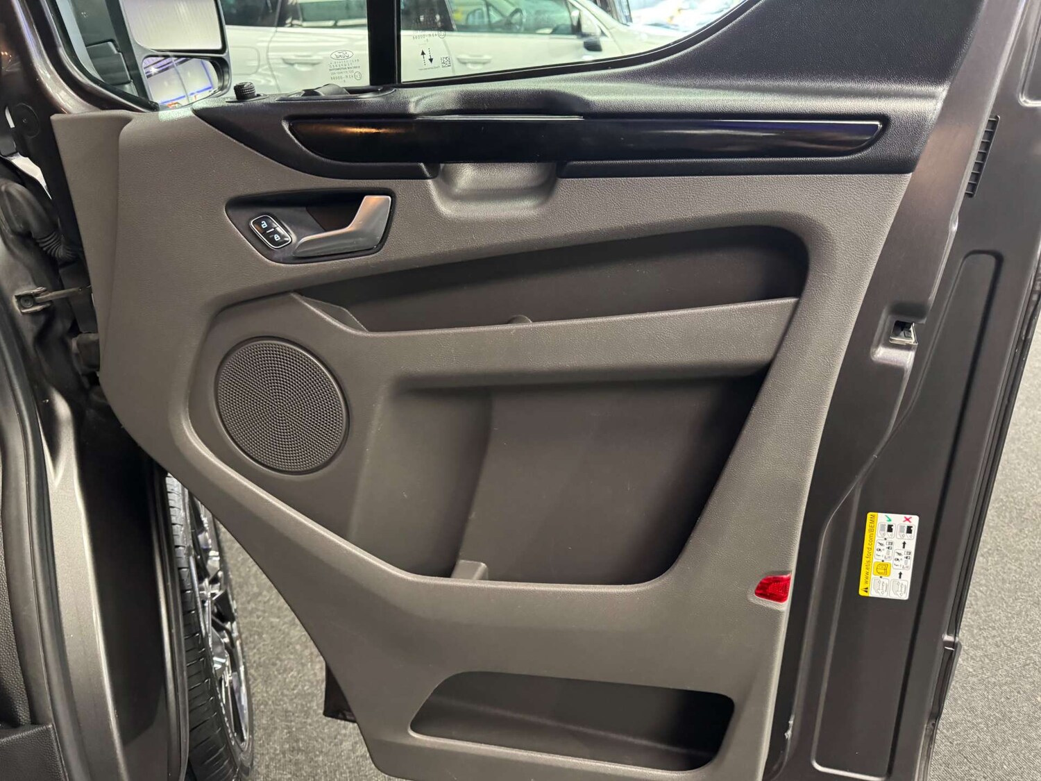 Used Ford Transit Custom 2020 for sale - 78064630: Photo 41