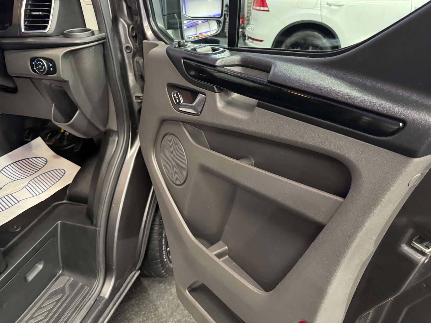 Used Ford Transit Custom 2020 for sale - 78064630: Photo 42