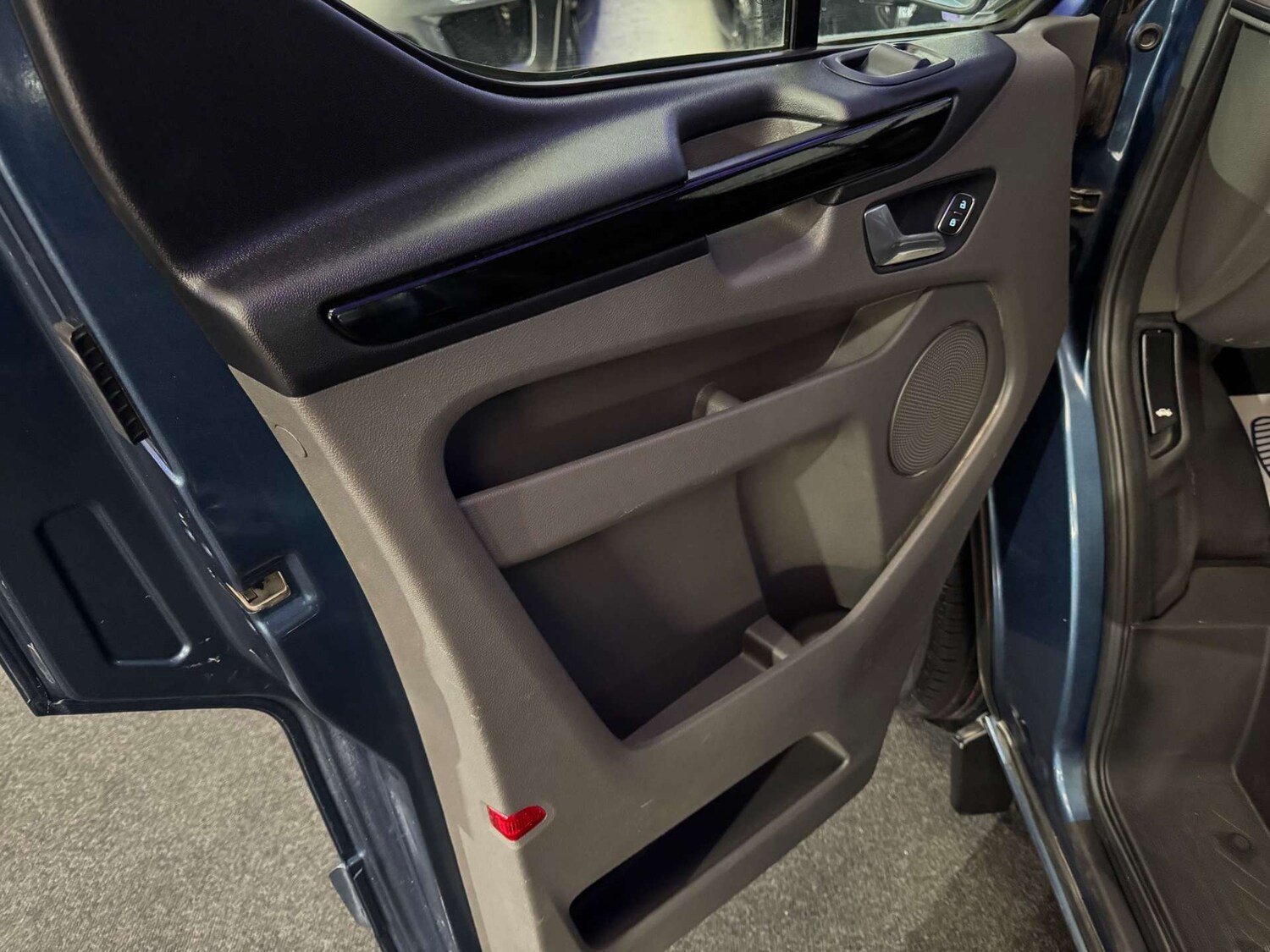 Used Ford Transit Custom 2020 for sale - 76469510: Photo 38