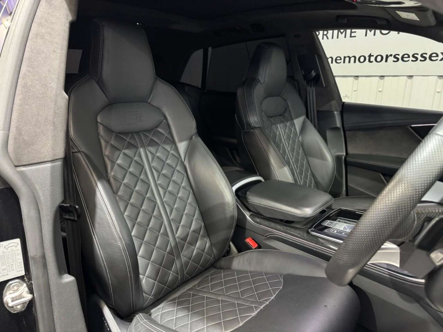 Used Audi Q8 2019 for sale - 76642998: Photo 28