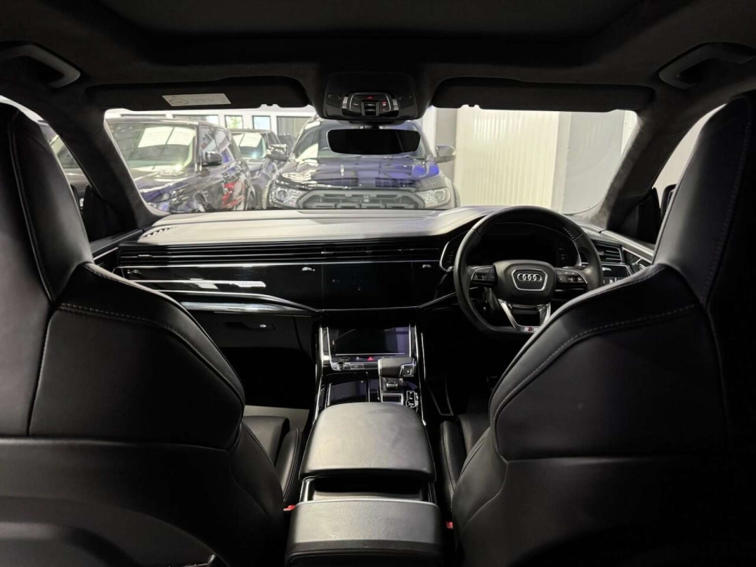 Used Audi Q8 2019 for sale - 76642998: Photo 42