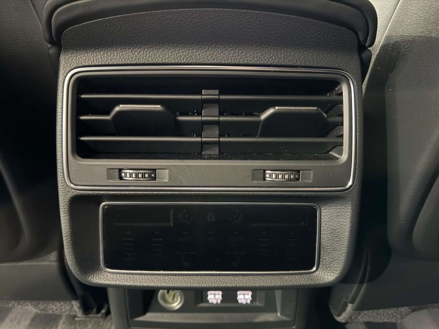 Used Audi Q8 2019 for sale - 76642998: Photo 44