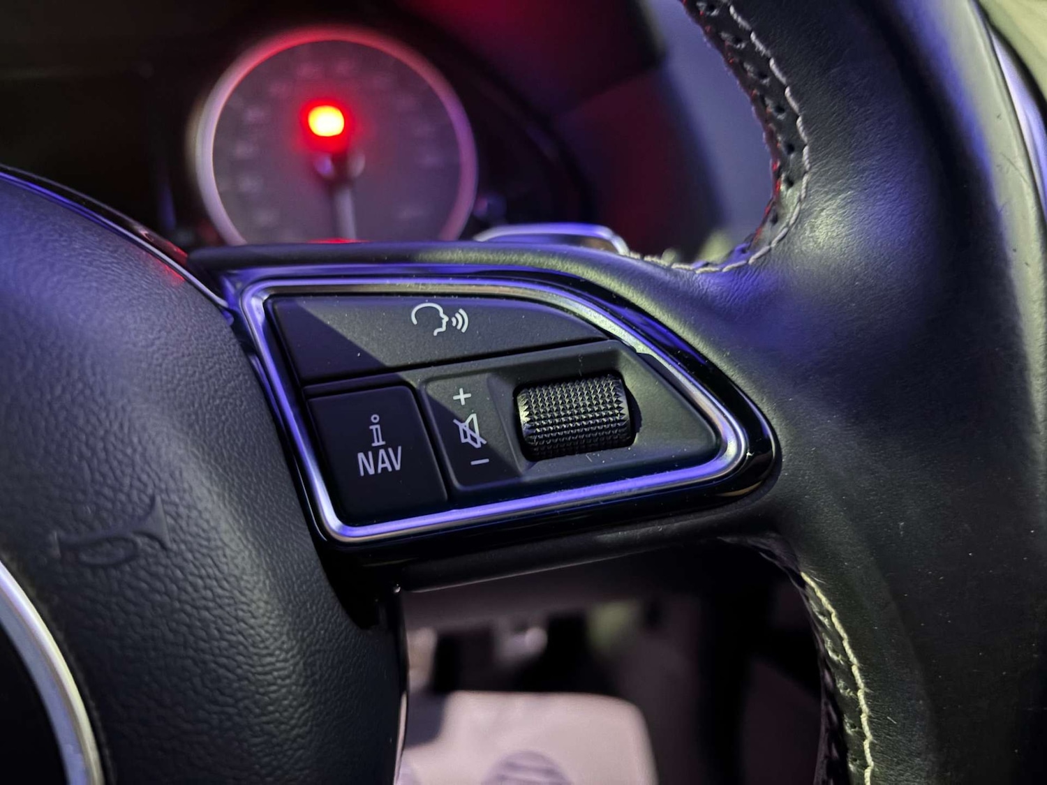 Used Audi Q5 2013 for sale - 76602182: Photo 69