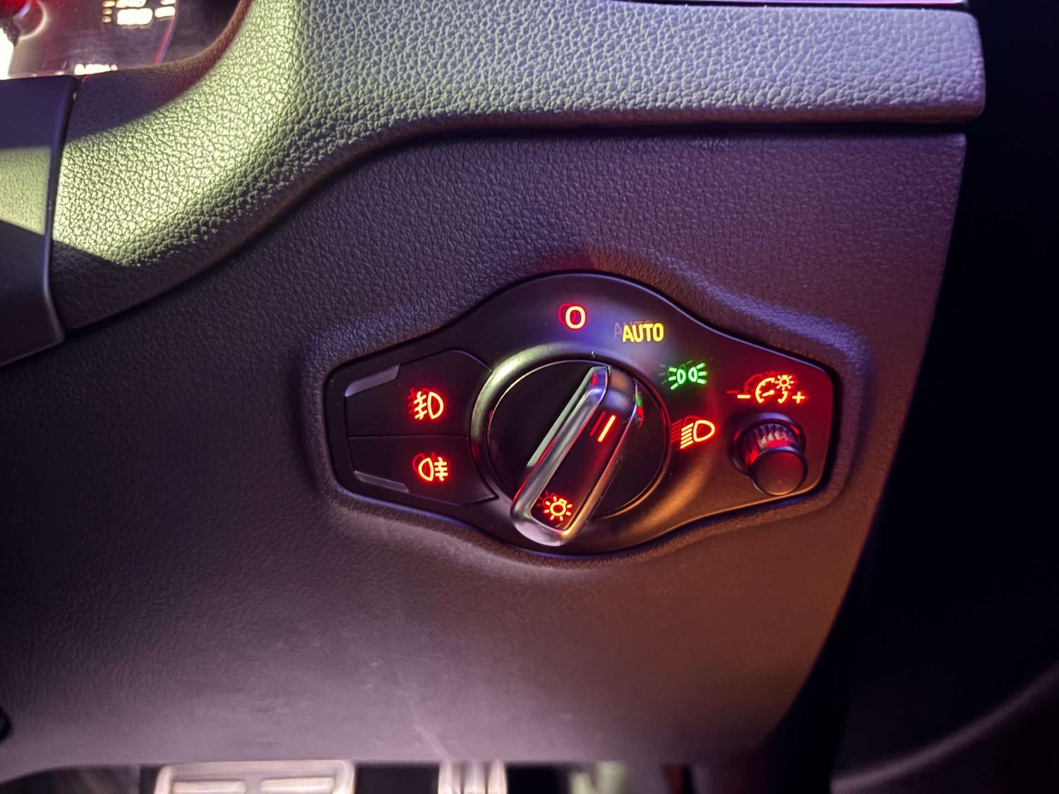 Used Audi Q5 2013 for sale - 76602182: Photo 74