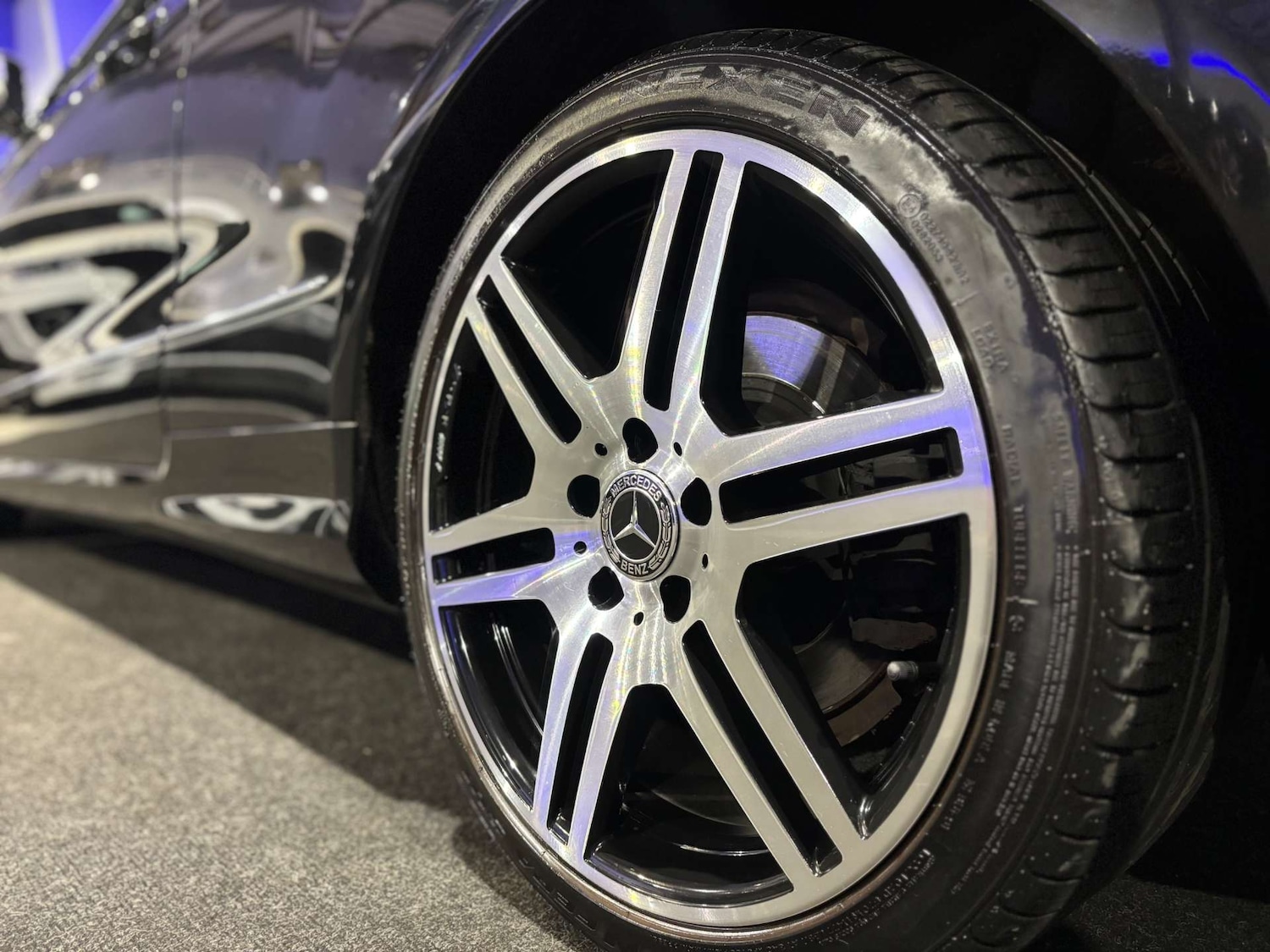 Used Mercedes-Benz E Class 2012 for sale - 76429338: Photo 30