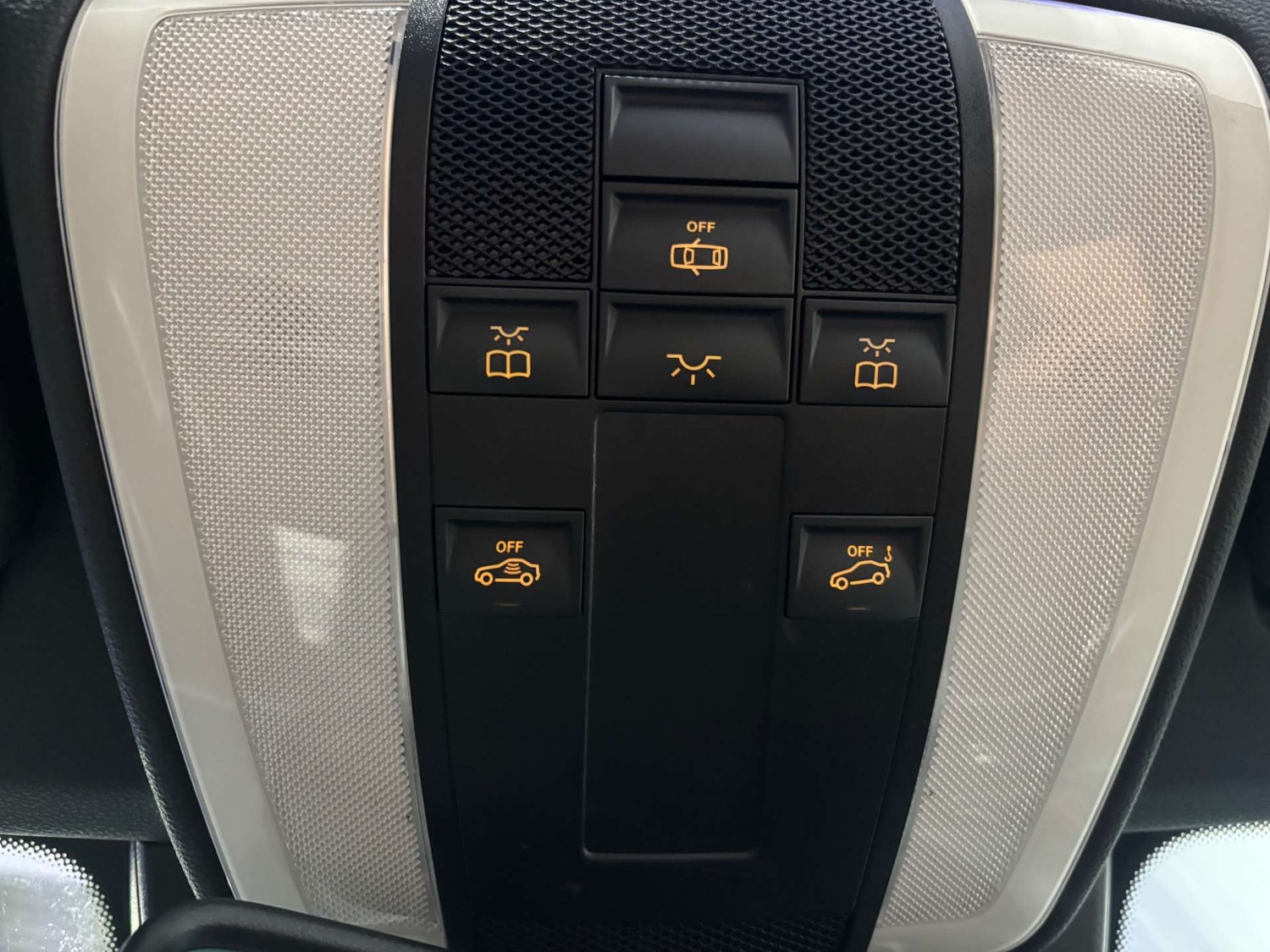 Used Mercedes-Benz E Class 2012 for sale - 76429338: Photo 44