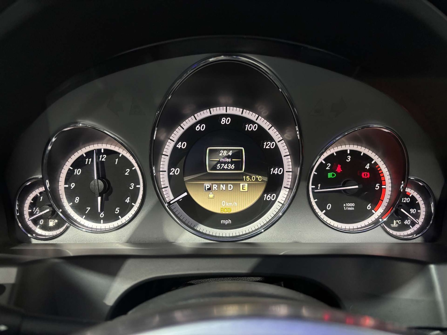 Used Mercedes-Benz E Class 2012 for sale - 76429338: Photo 60