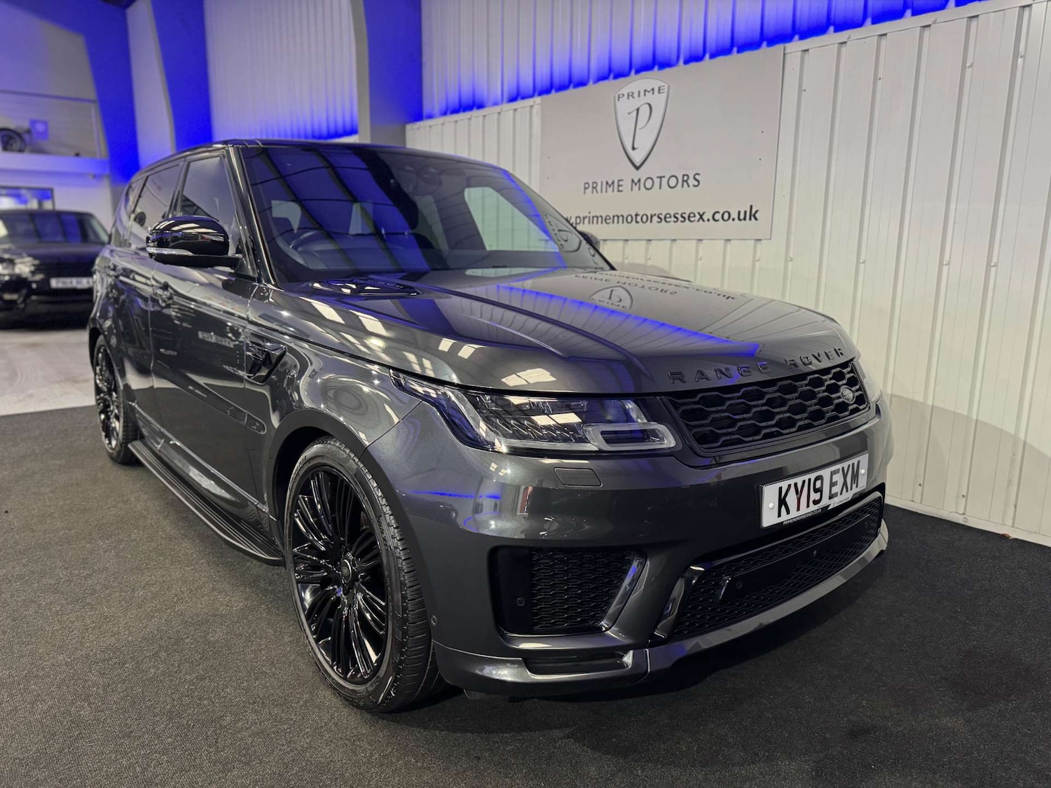 Used Land Rover Range Rover Sport 2019 for sale - 76980051: Photo 2