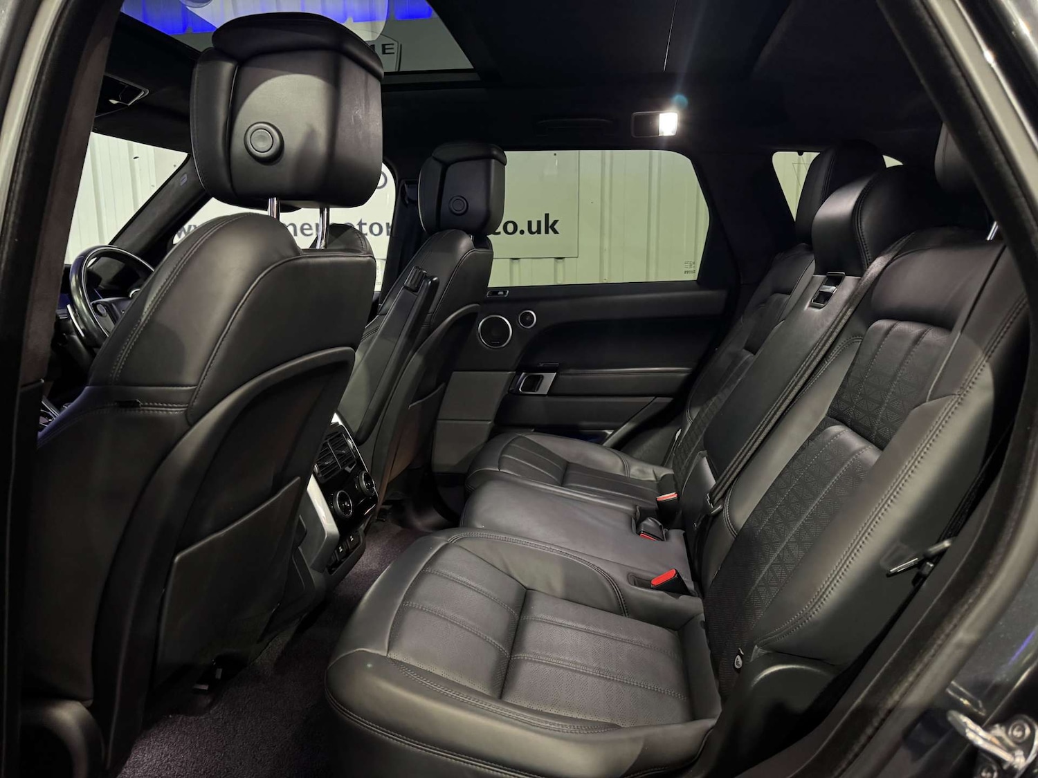 Used Land Rover Range Rover Sport 2019 for sale - 76980051: Photo 44