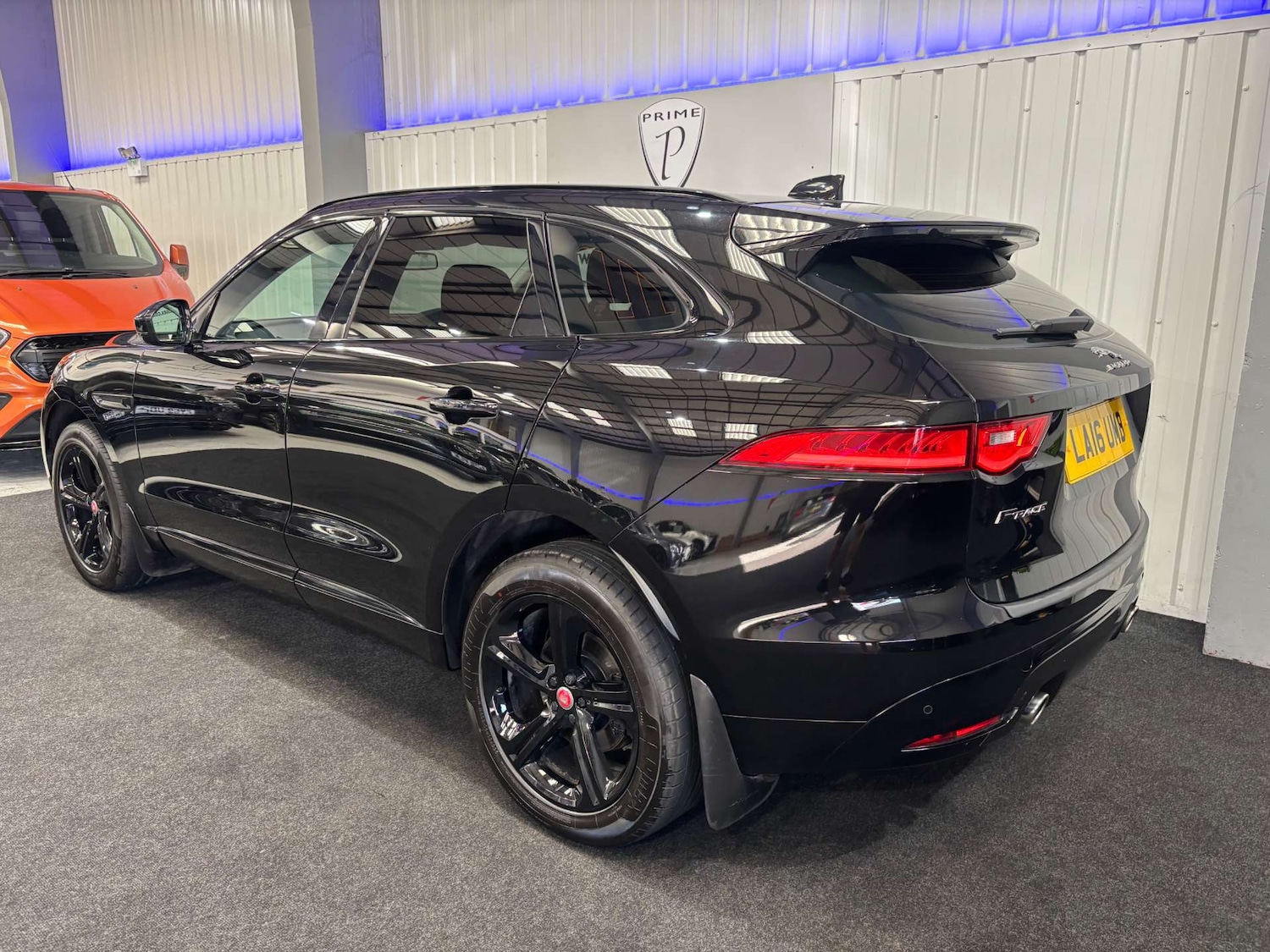 Used Jaguar F-Pace 2016 for sale - 76278616: Photo 10