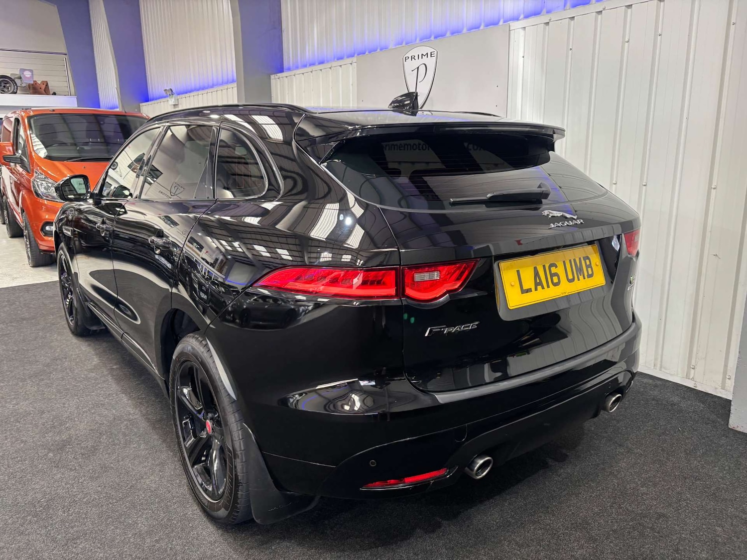 Used Jaguar F-Pace 2016 for sale - 76278616: Photo 12