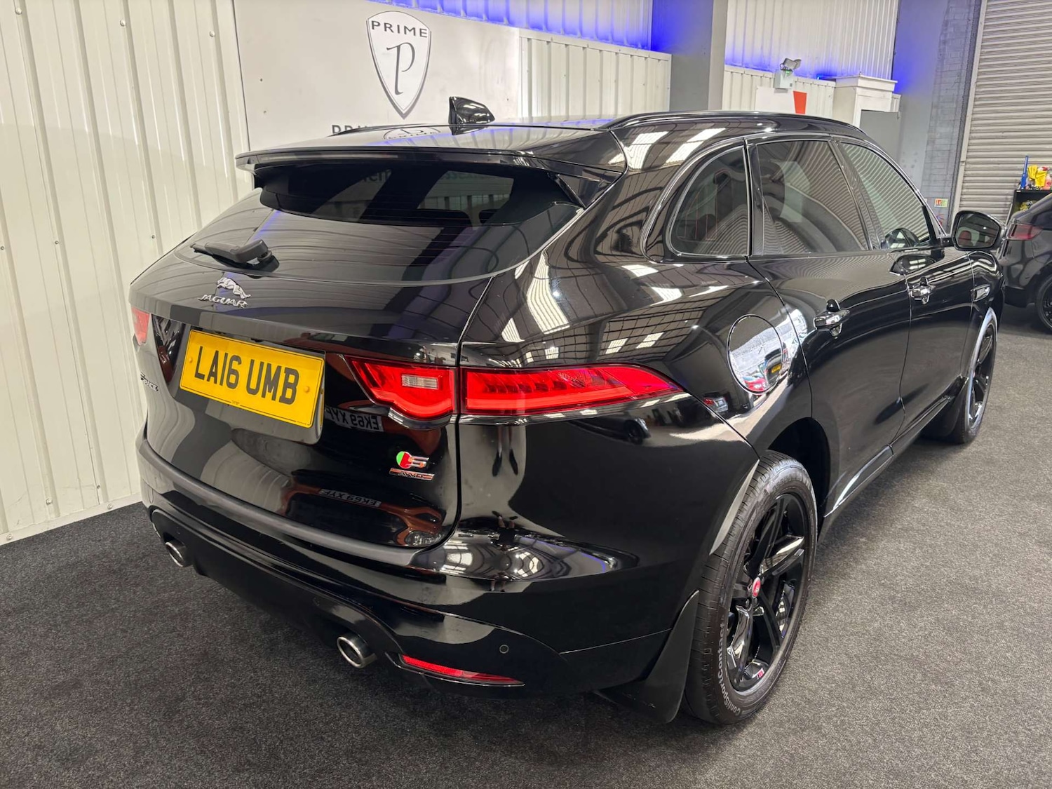 Used Jaguar F-Pace 2016 for sale - 76278616: Photo 17