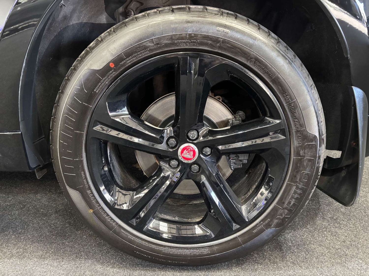 Used Jaguar F-Pace 2016 for sale - 76278616: Photo 22