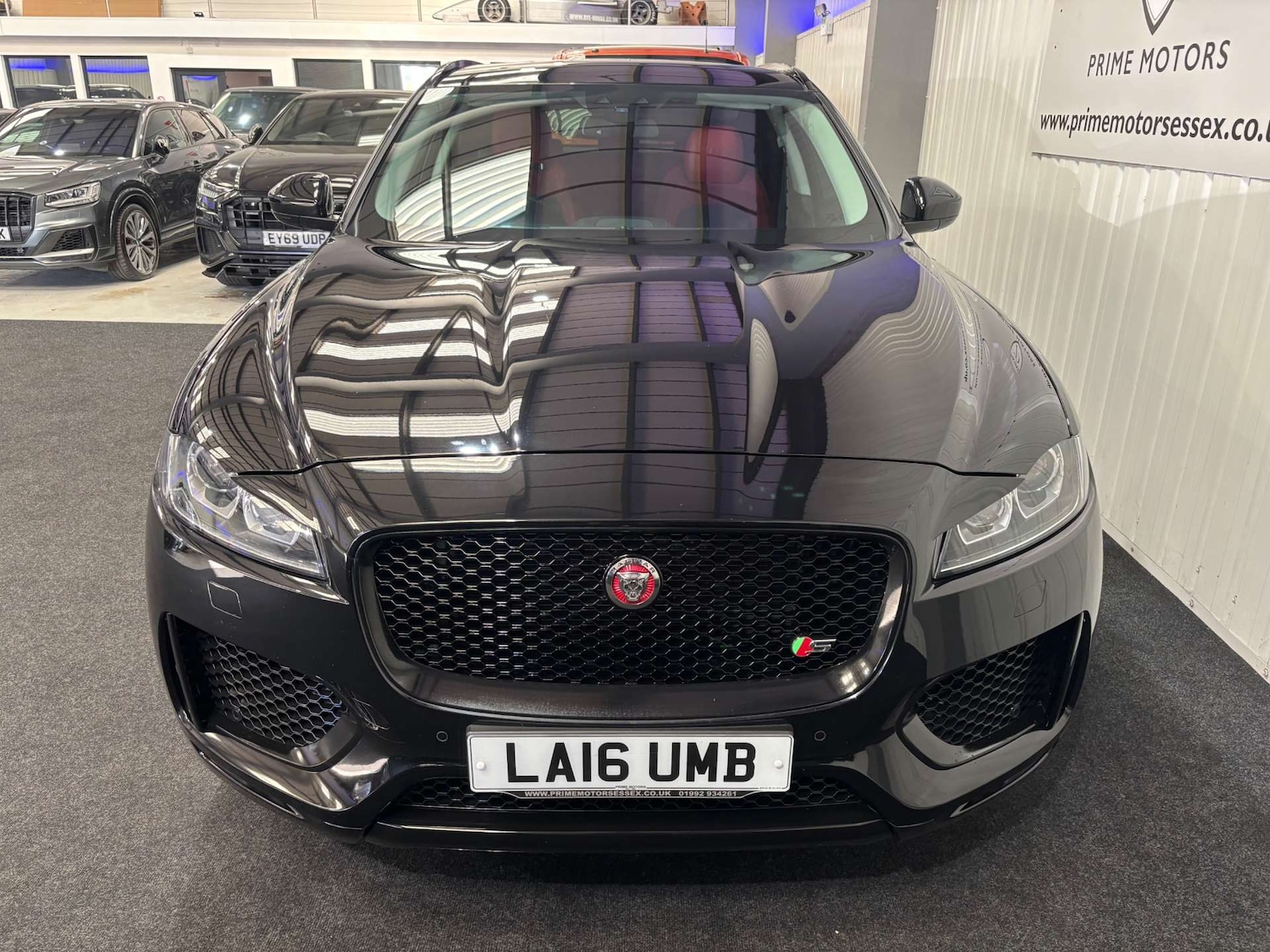 Used Jaguar F-Pace 2016 for sale - 76278616: Photo 5