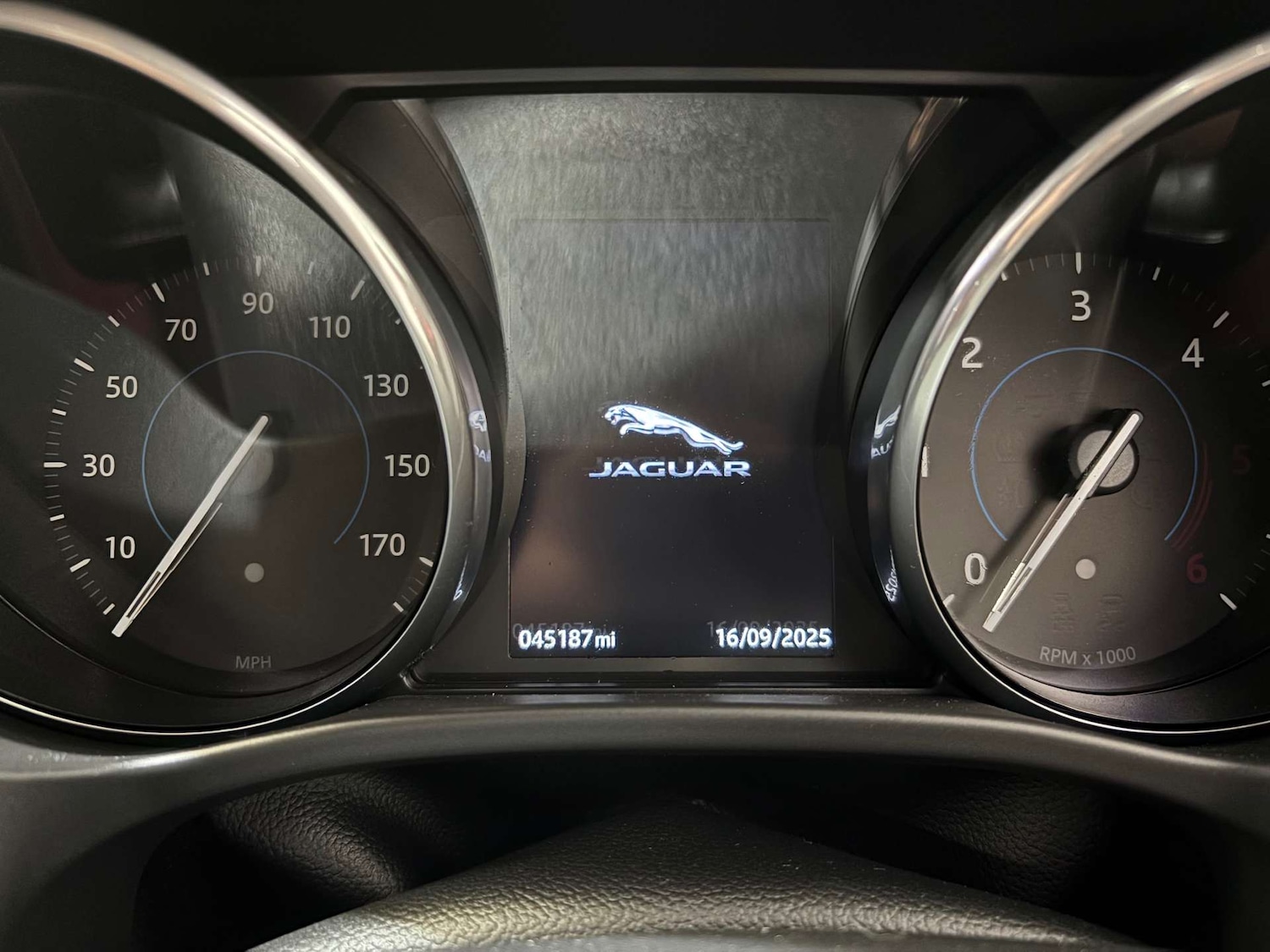 Used Jaguar F-Pace 2016 for sale - 76278616: Photo 66