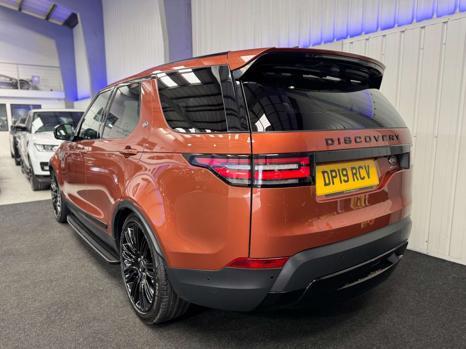 Used Land Rover Discovery 2019 for sale - 77990054: Photo 13