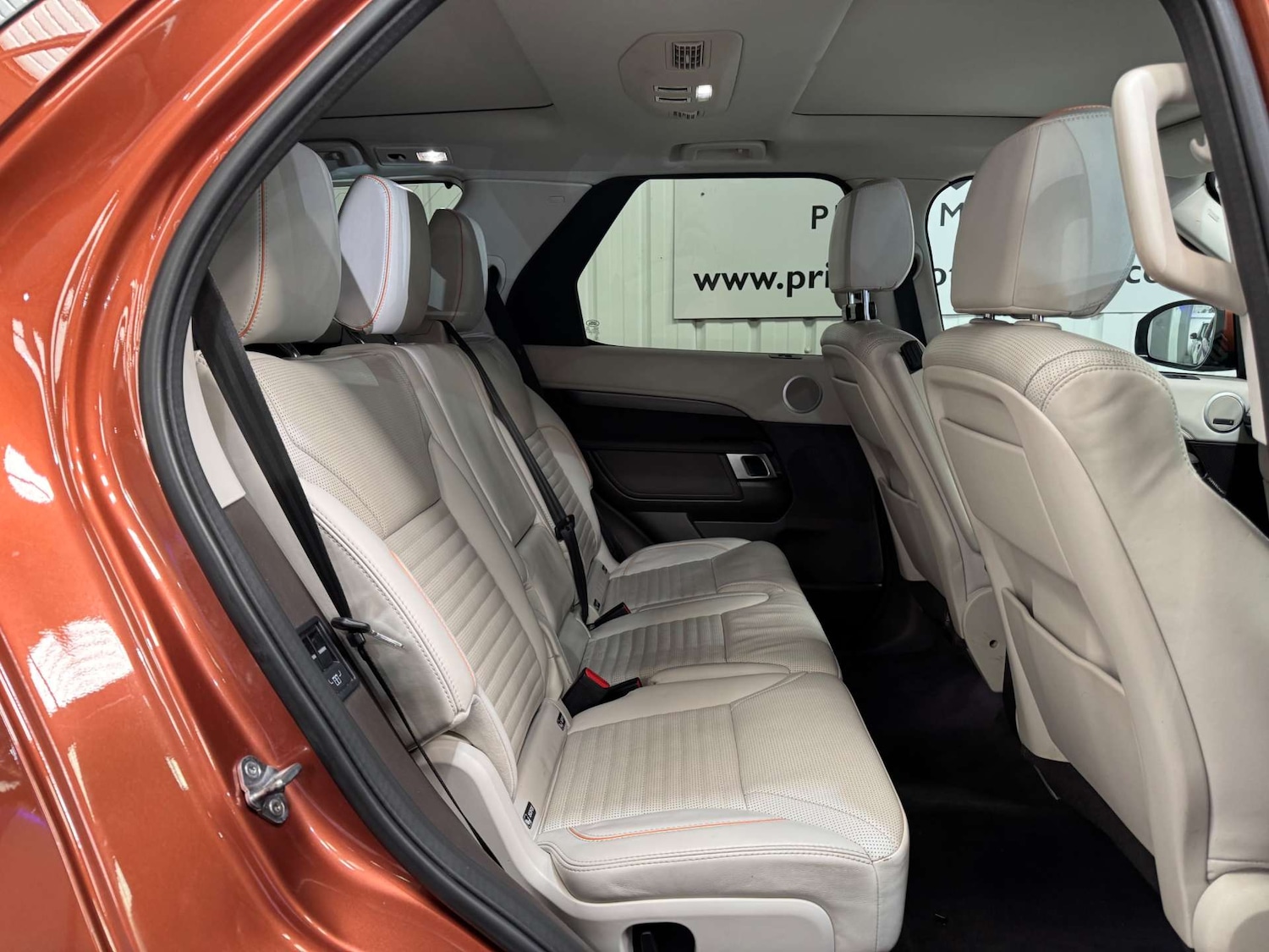 Used Land Rover Discovery 2019 for sale - 77990054: Photo 51