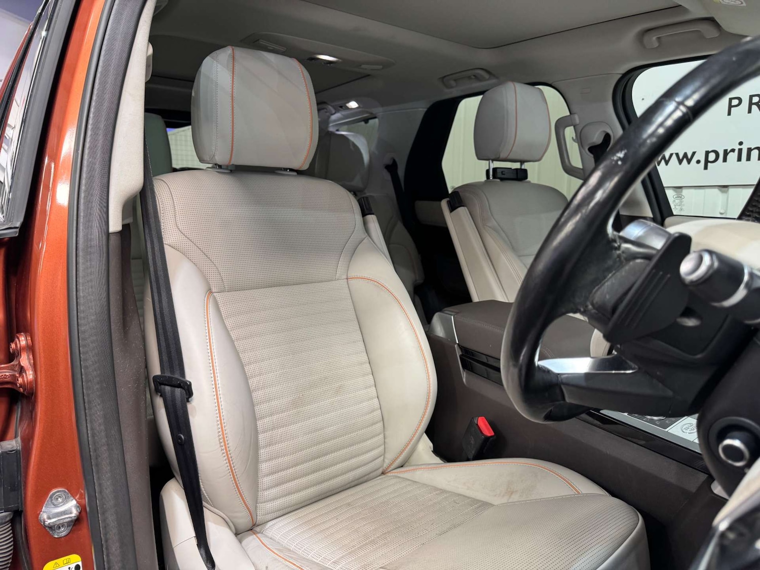 Used Land Rover Discovery 2019 for sale - 77990054: Photo 54